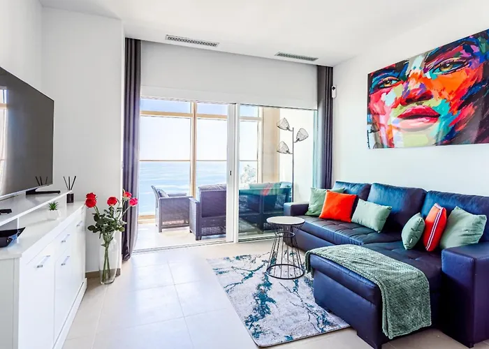Intempo Sky Apartments 252