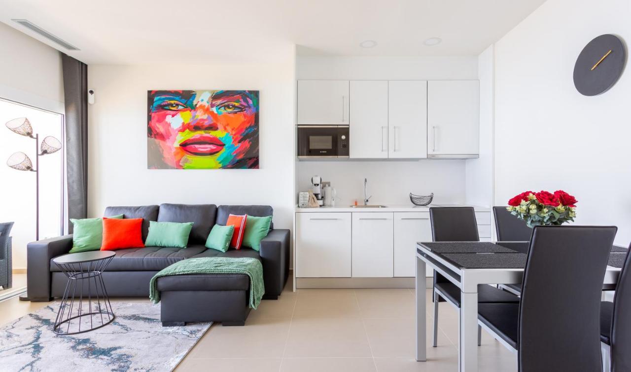 Intempo Sky 252 Apartment *