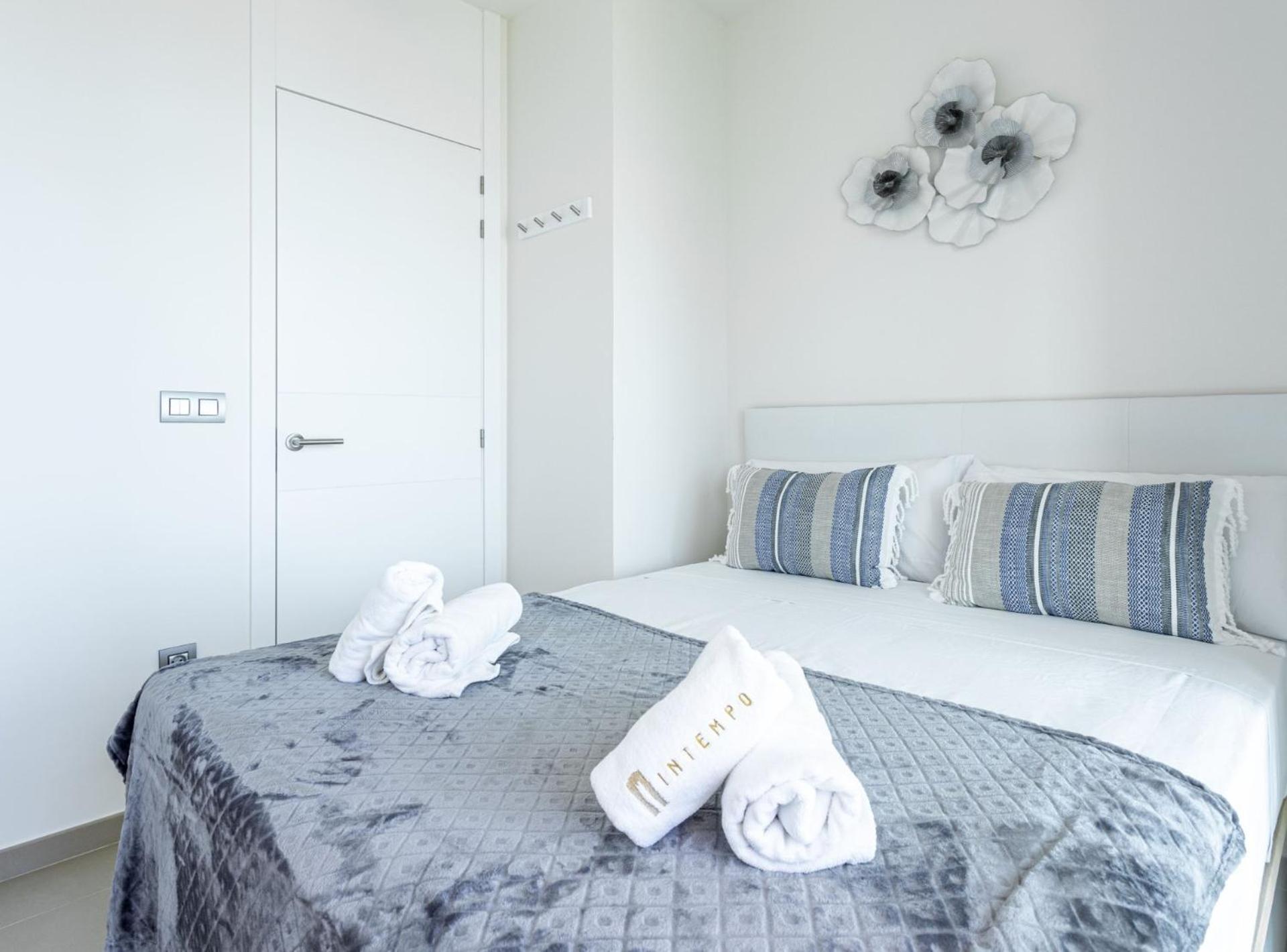 Intempo Sky 252 Apartment *